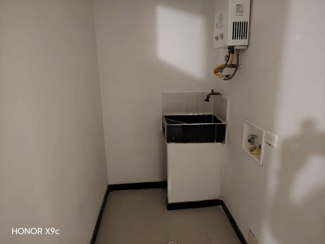 Apartamento de 3 alcobas en arriendo en Estadio, Medellín, 90 m² · foto 20 de 21
