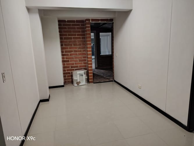 Apartamento de 3 alcobas en arriendo en Estadio, Medellín, 90 m² · foto 3 de 21