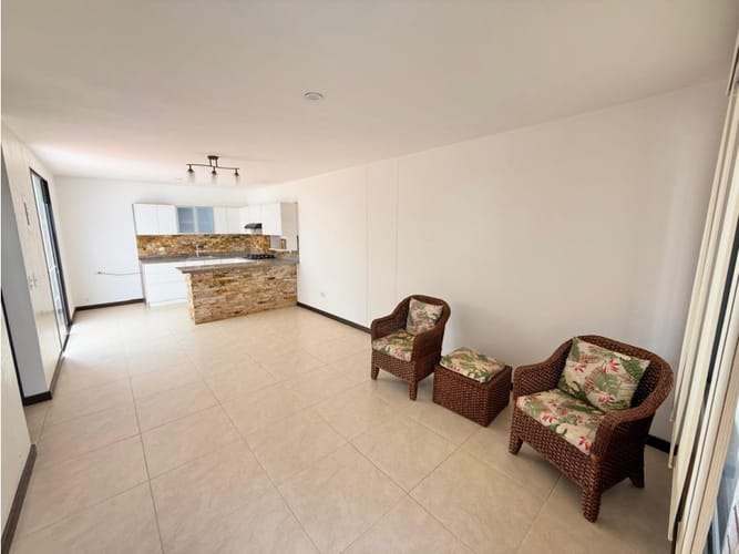 Casa de 3 alcobas en venta en La Ceja, 124 m² · foto 6 de 16