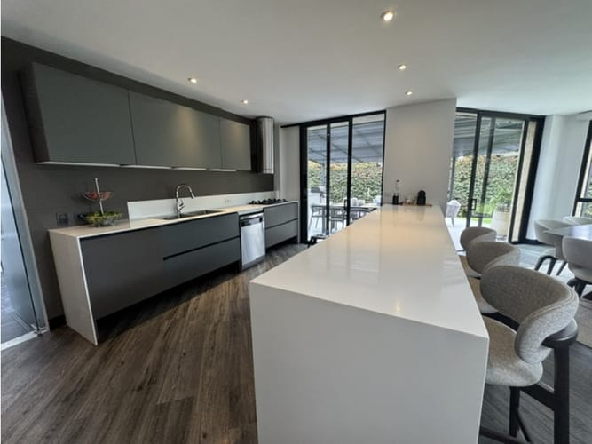 Casa de 4 alcobas en venta en Pueblo Viejo, Cota, 285 m² · foto 8 de 24