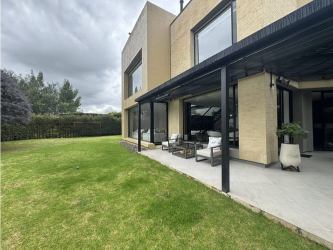 Casa de 4 alcobas en venta en Pueblo Viejo, Cota, 285 m² · foto 24 de 24