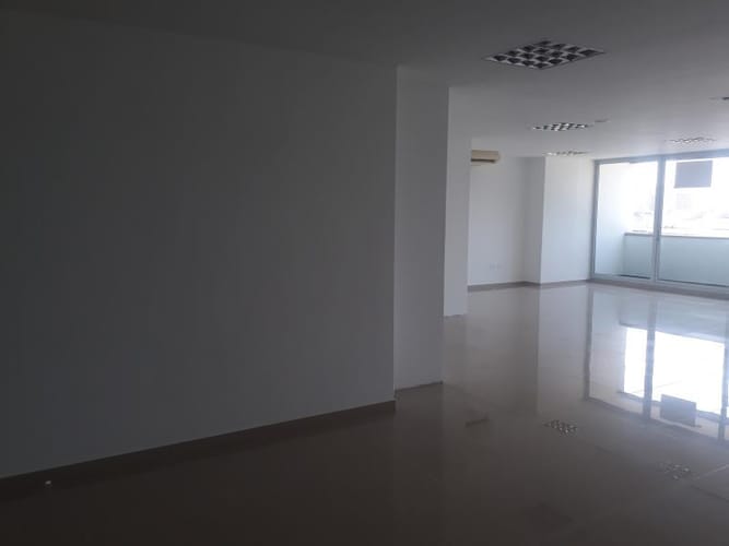 Oficina en venta en San Francisco, Barranquilla, 215 m² · foto 3 de 24