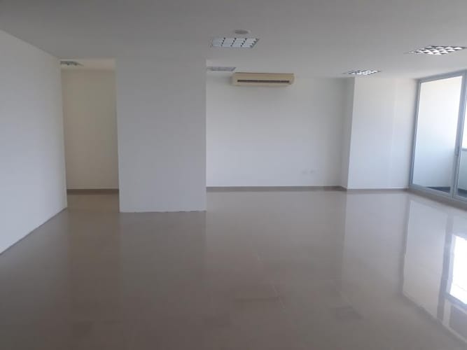 Oficina en venta en San Francisco, Barranquilla, 215 m² · foto 4 de 24