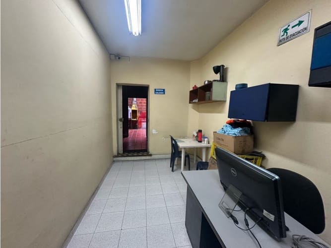Edificio en venta en Popular, Cali, 932 m² · foto 7 de 24