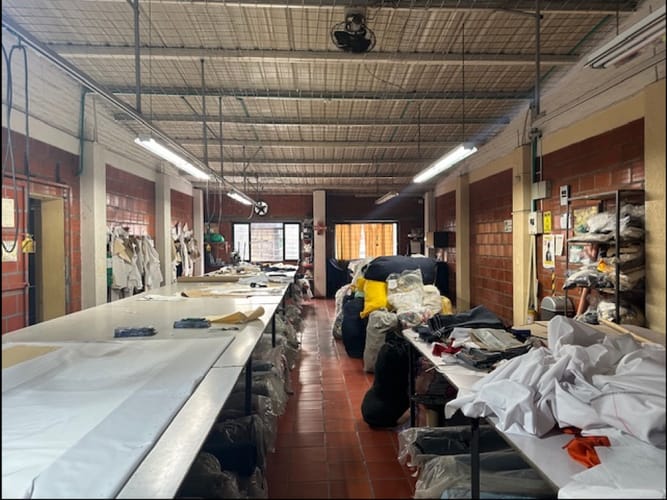 Edificio en venta en Popular, Cali, 932 m² · foto 12 de 24