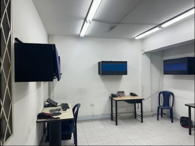 Edificio en venta en Popular, Cali, 932 m² · foto 15 de 24