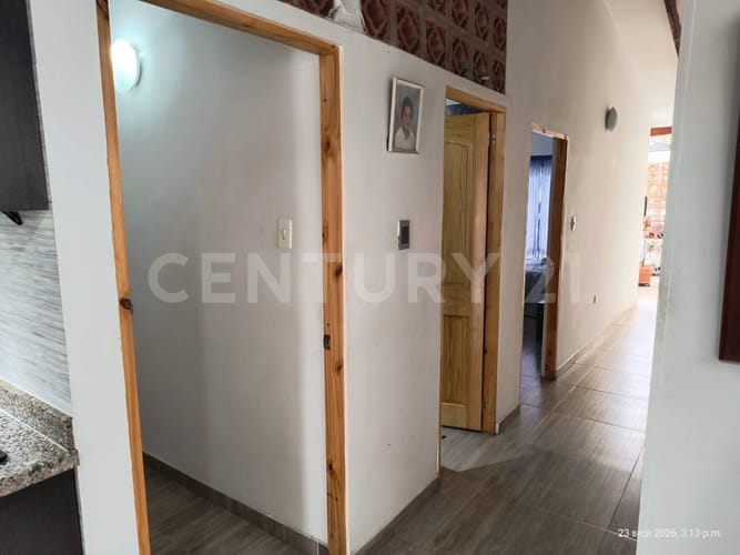 Casa de 8 alcobas en venta en Prados De Oriente, Cali, 230 m² · foto 22 de 24