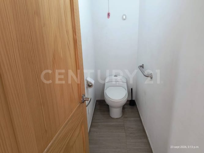 Casa de 8 alcobas en venta en Prados De Oriente, Cali, 230 m² · foto 23 de 24