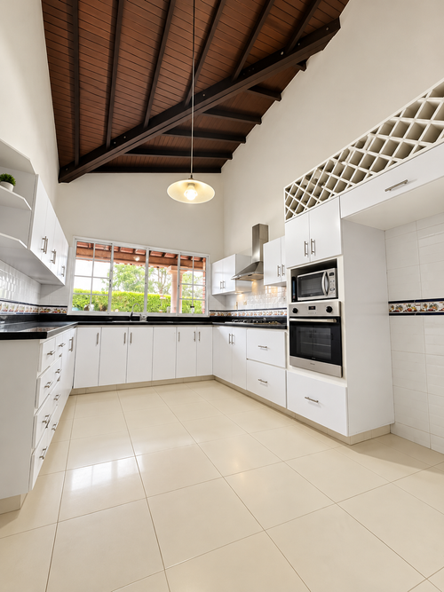 Casa de 4 alcobas en venta en Cerritos, Pereira, 1120 m² · foto 4 de 12