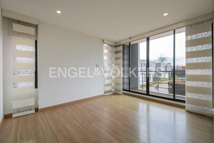 Casa de 3 alcobas en venta en Pueblo Viejo, Cota, 178 m² · foto 10 de 20