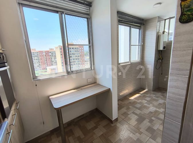 Apartamento de 3 alcobas en arriendo en Ciudad Jardin, Cali, 143 m² · foto 3 de 22