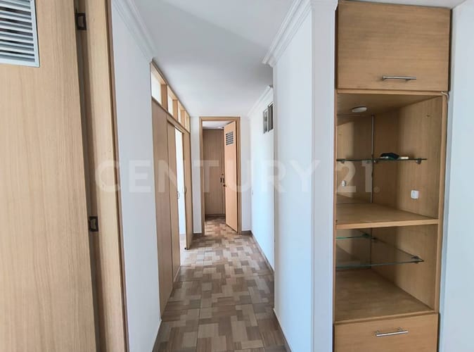 Apartamento de 3 alcobas en arriendo en Ciudad Jardin, Cali, 143 m² · foto 11 de 22