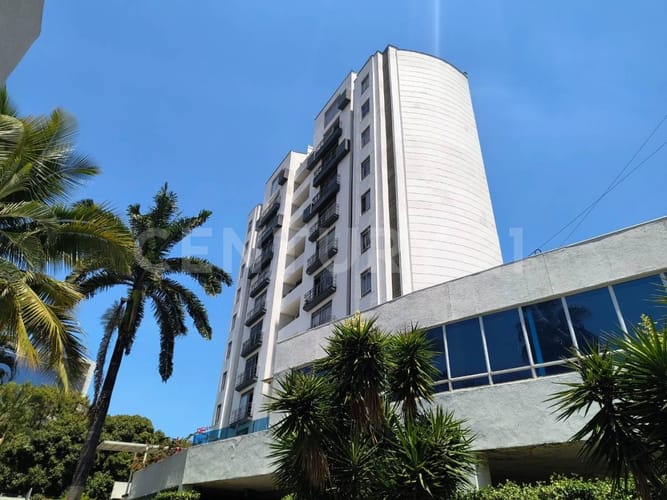 Apartamento de 3 alcobas en arriendo en Ciudad Jardin, Cali, 143 m² · foto 22 de 22