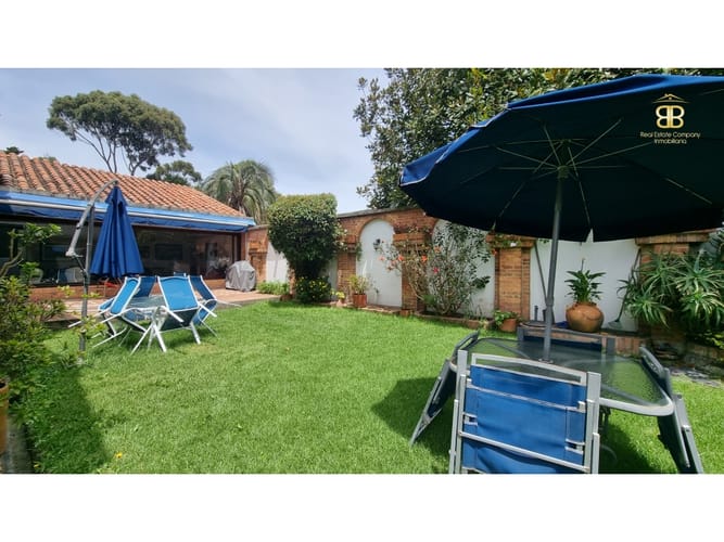 Casa de 4 alcobas en venta en Santa Ana Oriental, Bogotá, 254 m² · foto 3 de 24