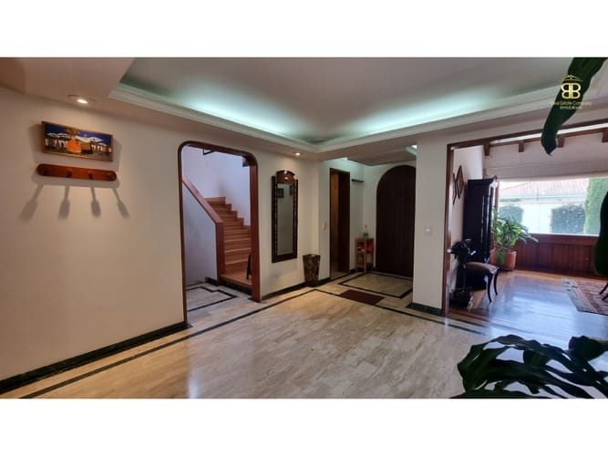 Casa de 4 alcobas en venta en Santa Ana Oriental, Bogotá, 254 m² · foto 16 de 24