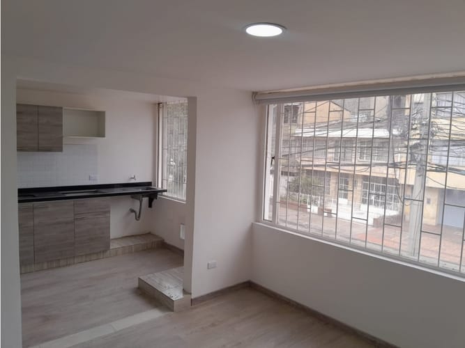 Apartaestudio en arriendo en Galerias, Bogotá, 35 m² · foto 3 de 13