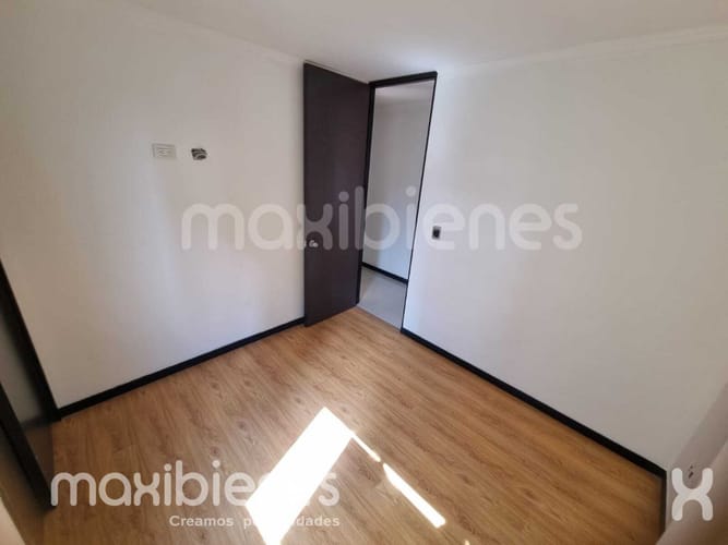 Apartamento de 2 alcobas en arriendo en Entreamigos, Sabaneta, 75 m² · foto 7 de 11