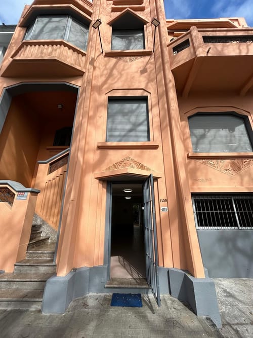 CASA EN VENTA EN POCITOS-PARQUE RODO- PTA CARRETAS