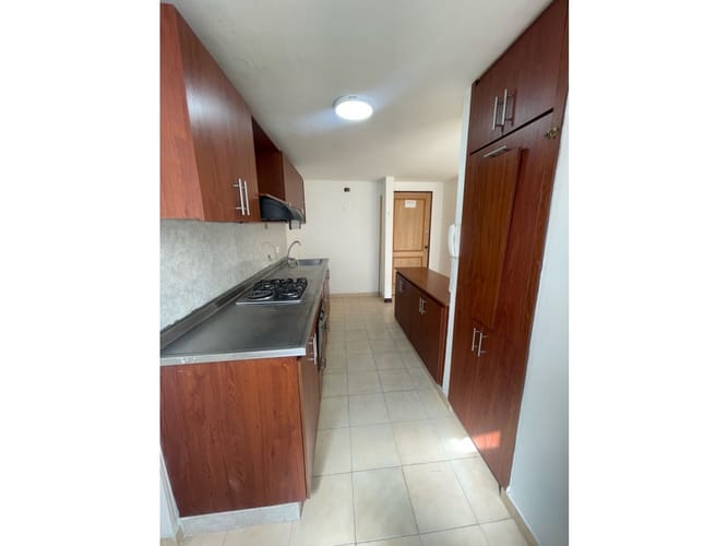 Apartamento de 2 alcobas en venta en La Castellana, Medellín, 55 m² · foto 4 de 17