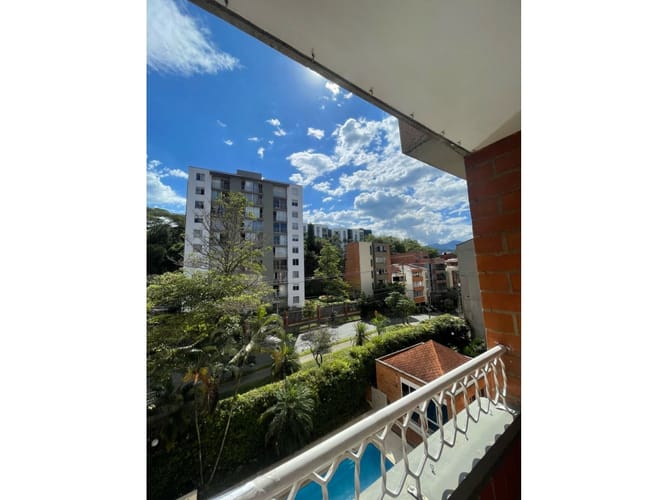Apartamento de 2 alcobas en venta en La Castellana, Medellín, 55 m² · foto 6 de 17