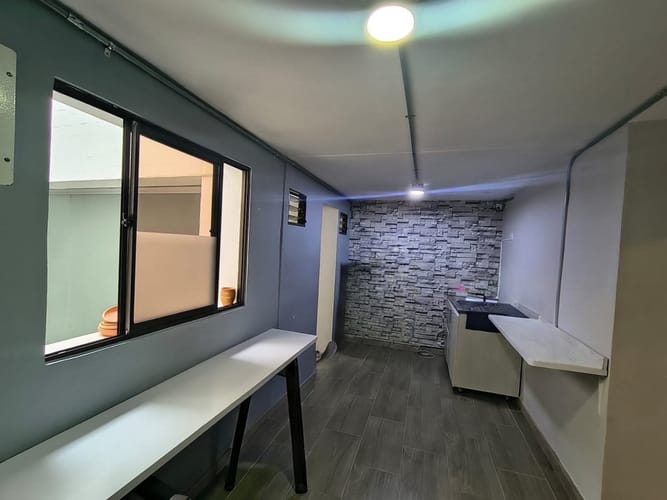 Casa de 19 alcobas en arriendo en Belen Alameda, Medellín, 300 m² · foto 8 de 17