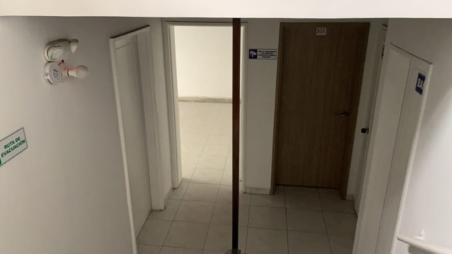 Casa de 19 alcobas en arriendo en Belen Alameda, Medellín, 300 m² · foto 13 de 17