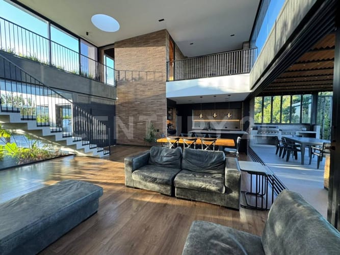 Casa de 4 alcobas en venta en Pantanillo, El Retiro, 470 m² · foto 3 de 18