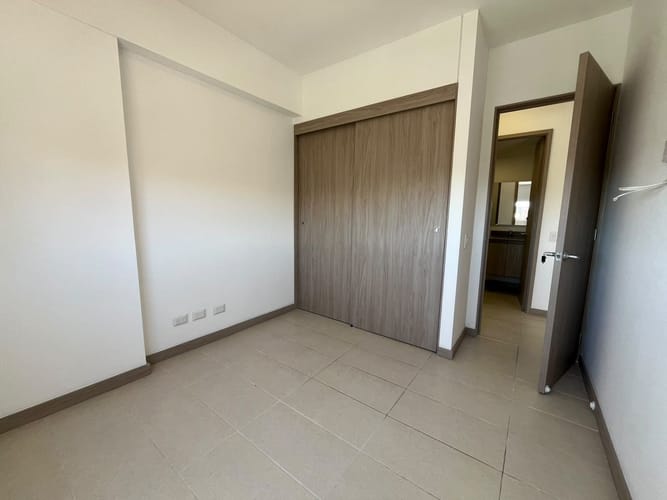 Apartamento de 3 alcobas en arriendo en El Porvenir, Rionegro, 88 m² · foto 9 de 16