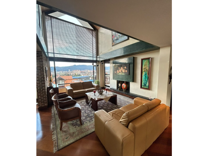 Apartamento de 3 alcobas en venta en Suba Urbano, Bogotá, 170 m² · foto 2 de 21
