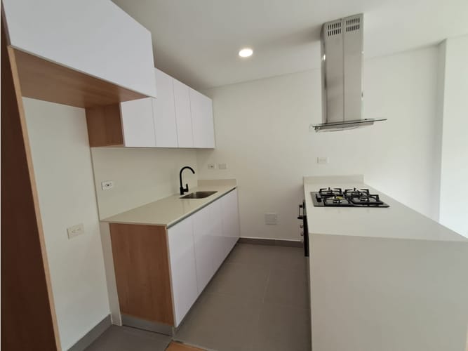 Apartaestudio en venta en Cedro Golf, Bogotá, 45 m² · foto 3 de 11