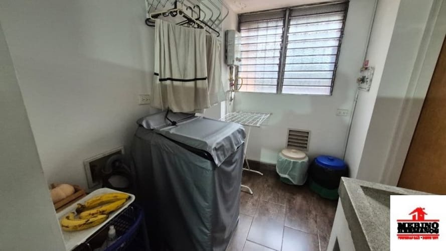 Apartamento de 3 alcobas en venta en Carlos E Restrepo, Medellín, 134 m² · foto 7 de 17