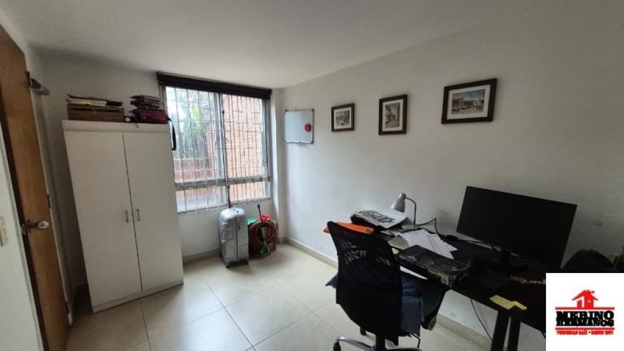 Apartamento de 3 alcobas en venta en Carlos E Restrepo, Medellín, 134 m² · foto 12 de 17