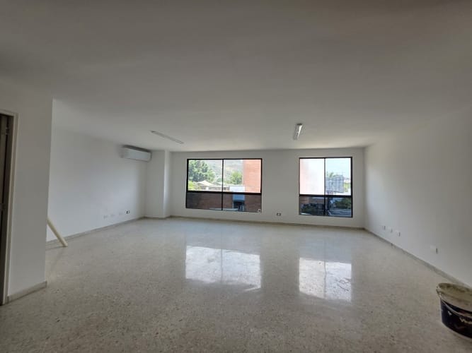 Oficina en arriendo en Santa Monica, Cali, 80 m² · foto 8 de 24