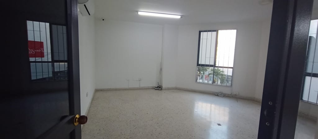 Oficina en arriendo en Santa Monica, Cali, 80 m² · foto 17 de 24