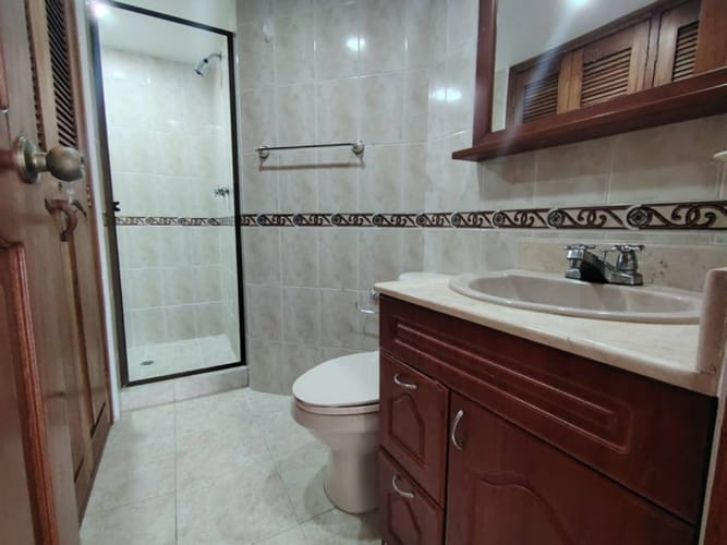 Apartamento de 3 alcobas en arriendo en Castropol, Medellín, 75 m² · foto 9 de 9
