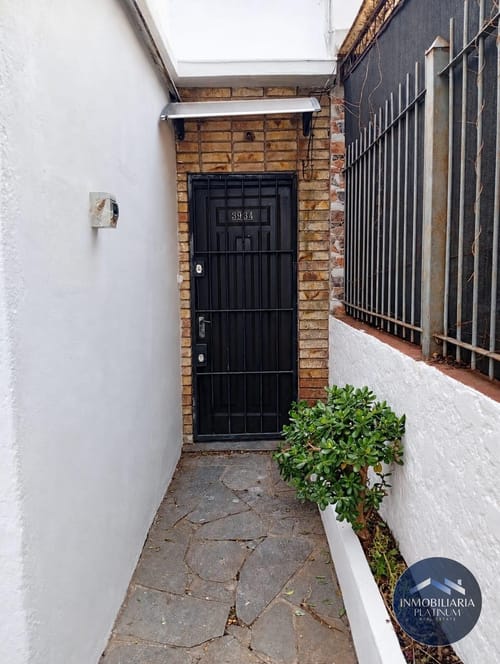 Casa en alquiler c/ cochera en Cerrito · Photo 4