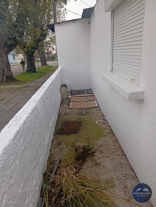 Casa en alquiler c/ cochera en Cerrito · Photo 8