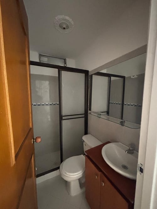 Apartamento de 2 alcobas en venta en Villa Paula, Itagüí, 60 m² · foto 3 de 24