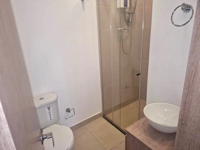 Apartaestudio en arriendo en Plaza De Las Américas, Bogotá, 30 m² · foto 11 de 15