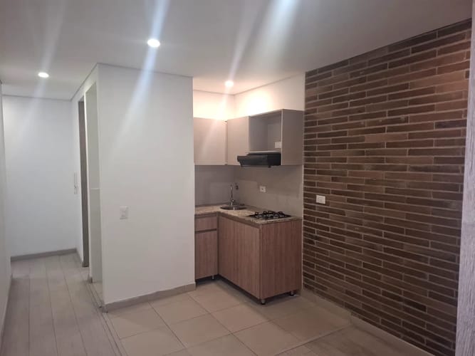 Apartaestudio en arriendo en Plaza De Las Américas, Bogotá, 30 m² · foto 2 de 15