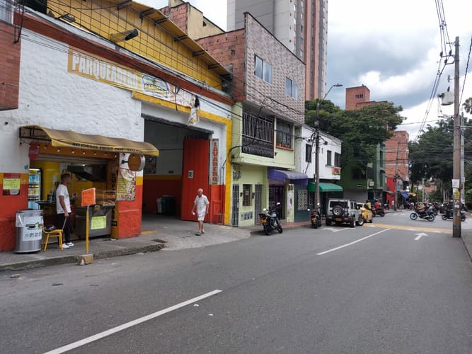 Bodega en arriendo en Boston, Medellín, 380 m² · foto 7 de 7