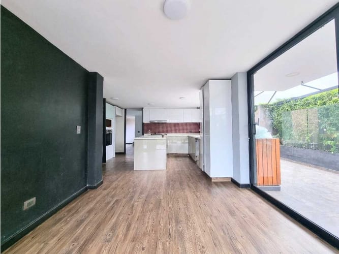 Casa de 4 alcobas en venta en Cerros De Suba, Bogotá, 380 m² · foto 17 de 24