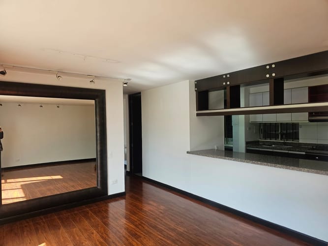 Apartamento de 3 alcobas en venta en Fontibon, Bogotá, 101 m² · foto 2 de 17