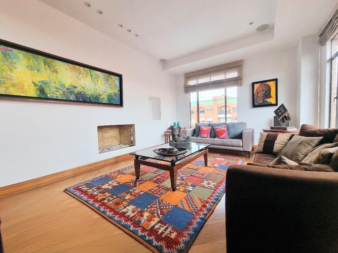 Apartamento de 4 alcobas en venta en Chicó Navarra, Bogotá, 320 m² · foto 2 de 24