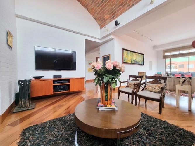 Apartamento de 4 alcobas en venta en Chicó Navarra, Bogotá, 320 m² · foto 11 de 24