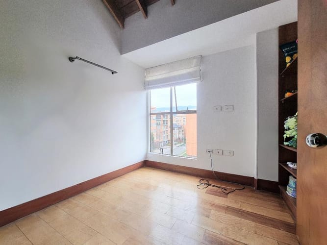 Apartamento de 4 alcobas en venta en Chicó Navarra, Bogotá, 320 m² · foto 18 de 24
