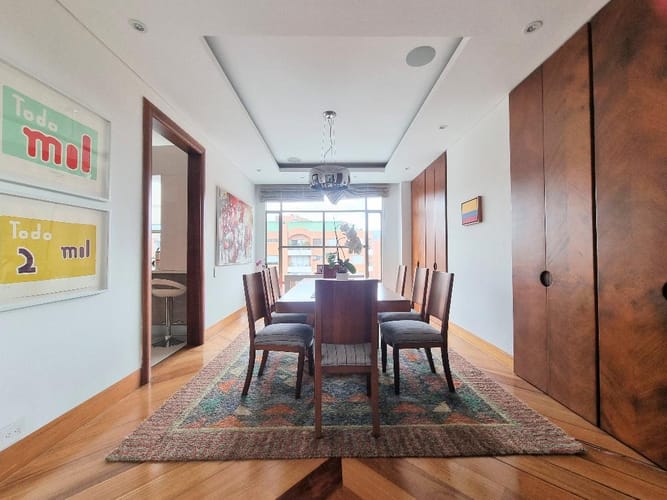 Apartamento de 4 alcobas en venta en Chicó Navarra, Bogotá, 320 m² · foto 23 de 24