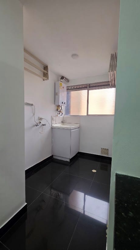 Apartamento de 4 alcobas en venta en Colina Campestre, Bogotá, 195 m² · foto 4 de 24