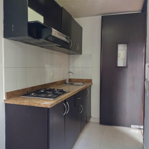 Apartamento de 3 alcobas en venta en Cantalejo, Bogotá, 76 m² · foto 3 de 21