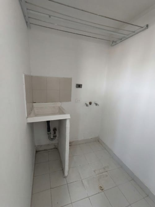Apartamento de 2 alcobas en venta en Las Villas, Bogotá, 67 m² · foto 7 de 18